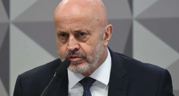 Mendonça vota para manter prisão de “Careca do INSS” e Camisotti