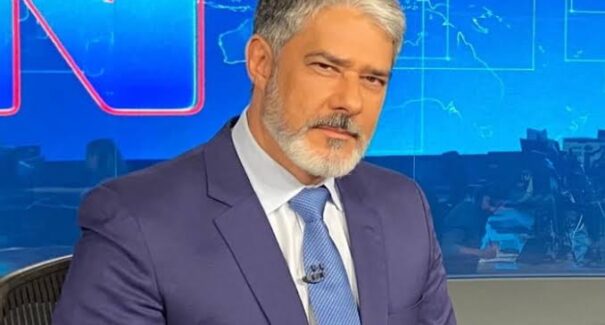 William Bonner deixa o Jornal Nacional após 29 anos; César Tralli assume a bancada em novembro