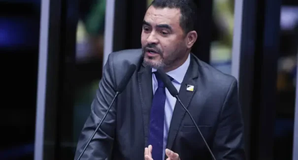 PF cumpre mandados em gabinetes de dez deputados em Tocantins