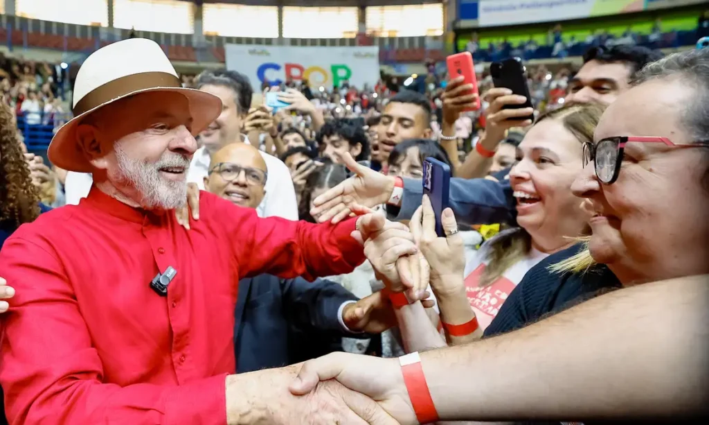 Lula defende união educacional da América Latina para fortalecer independência regional