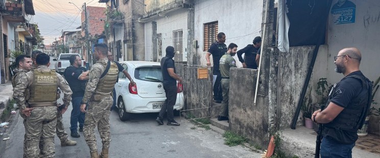 Ação ocorre no âmbito da Operação Captura e resultou na prisão de seis investigados, sendo quatro lideranças do grupo (Foto: Divulgação)
