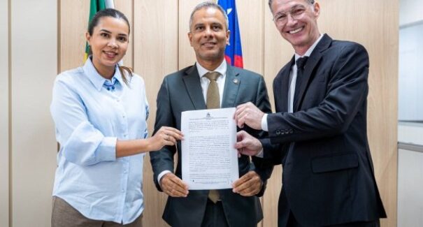 Procon, PGE e Claro firmam acordo para instalar 41 torres com tecnologia 4G e 5G no estado