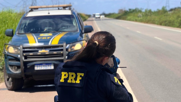 PRF flagra mais de 430 motoristas em excesso de velocidade nas rodovias federais do MA no fim de semana