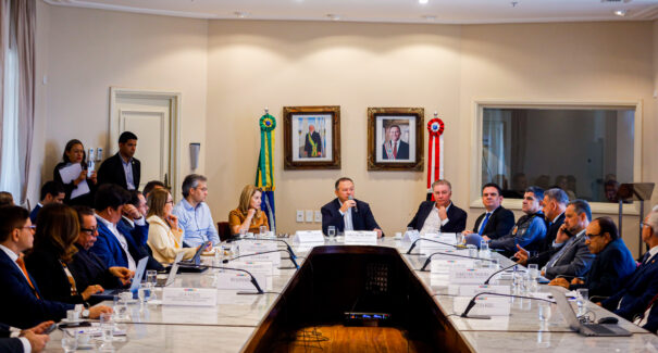 Representantes do Executivo, Legislativo e Judiciário debatem medidas para reforço na segurança pública