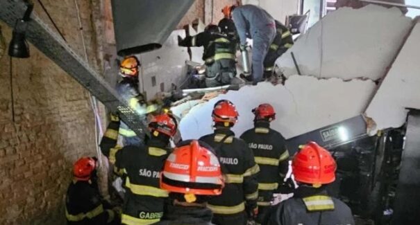 Bombeiros confirmam morte de vítima após desabamento em restaurante de chef famoso