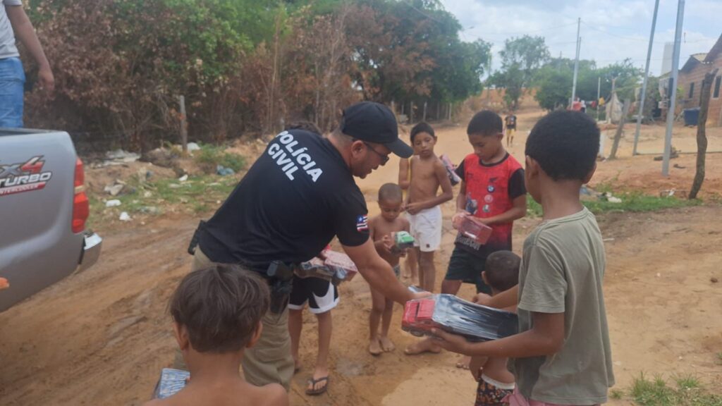 Operação Brincar leva alegria e esperança às crianças de Balsas neste Dia das Crianças
