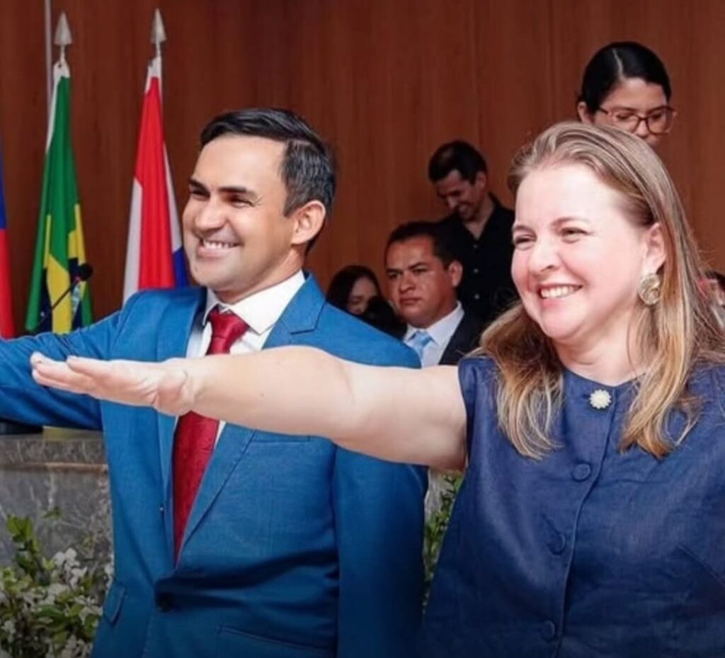  Prefeito Wallas Gonçalves Rocha e vice-prefeita Débora Heilmann Mesquita - São Benedito do Rio Preto