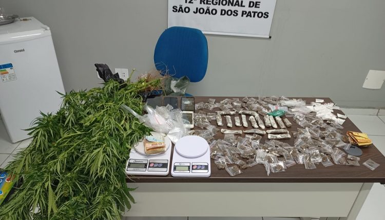 Em São João dos Patos, operação ‘A Praça é Nossa’ resulta na prisão de três suspeitos por tráfico de drogas