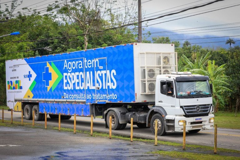 Estruturadas com equipamentos, insumos e equipes multiprofissionais, as carretas ofertarão, neste mês, consultas, exames e biópsias. (Foto: Walterson Rosa/MS)