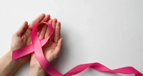 Ministério da Saúde reforça ações do Outubro Rosa e amplia prevenção e tratamento pelo SUS