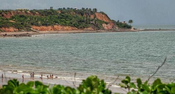 Homem morre afogado na Praia de Panaquatira, em São José de Ribamar