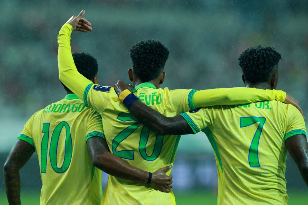 Seleção Brasileira goleia Coreia do Sul com triunfo do novo ataque de Carlo Ancelotti