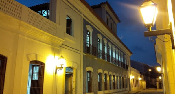 Centro de Cultura Domingos Vieira Filho realiza exposição com 40 artefatos sobre a diversidade maranhense