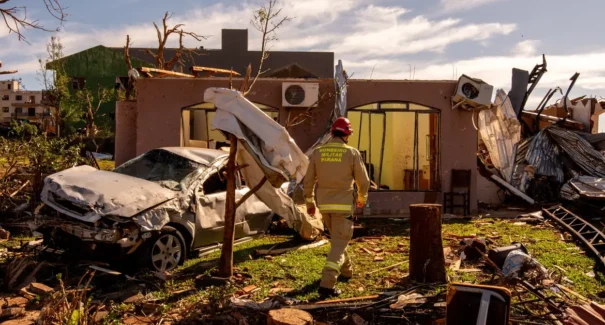 Número de mortos em tornado no Paraná sobe para 7