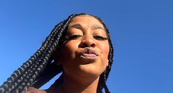 Cantora maranhense lança “Melô de Green” e celebra ancestralidade e liberdade em novo single