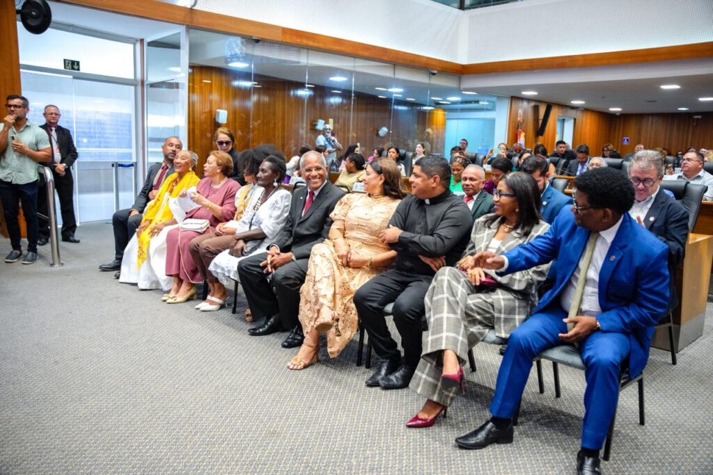 A homenagem buscou valorizar as trajetórias que fortalecem as lutas antirracistas, preservam tradições afro-maranhenses, ampliam direitos e constroem um Maranhão mais justo, plural e democrático. (Foto: Wesley Ramos e Miguel Viegas)