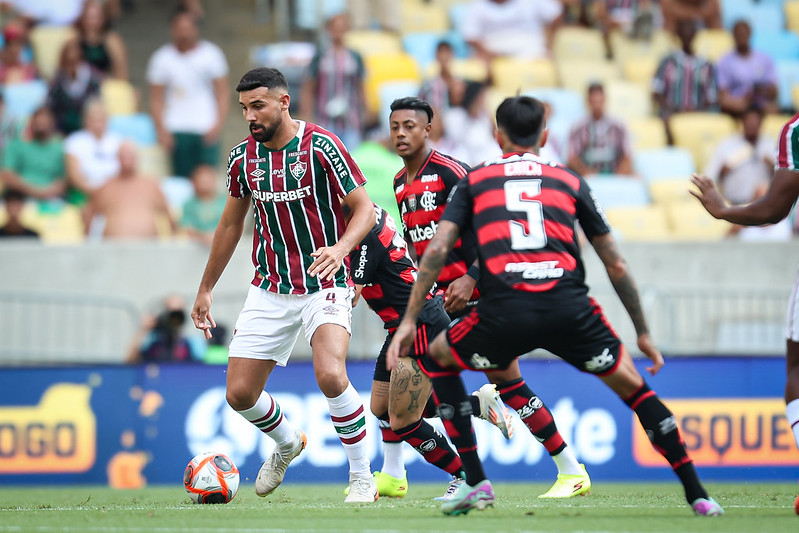 Clássico Fla-Flu agita o Brasileirão: Fluminense enfrenta o Flamengo que defende liderança do campeonato