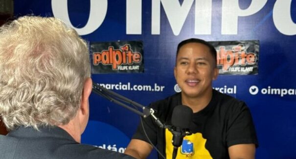 Vereador Raimundo Penha critica gastos milionários da prefeitura em festas e abandono de bairros periféricos
