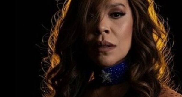 Silvânia Aquino se despede da banda Calcinha Preta após 23 anos