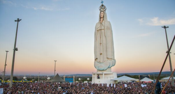 Estátua de 54m de Nossa Senhora de Fátima é inaugurada no Ceará e supera o Cristo Redentor