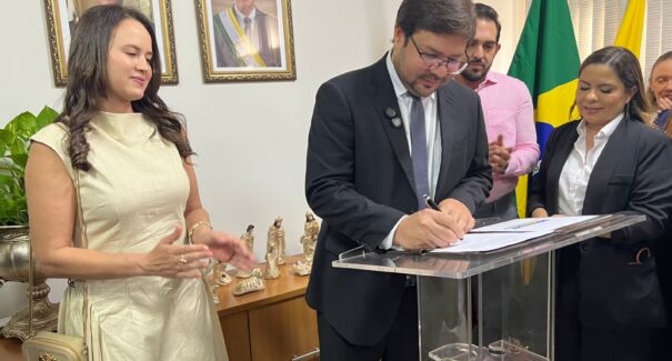 Adhemar Freitas Jr. assume Prefeitura de Imperatriz e garante continuidade dos serviços