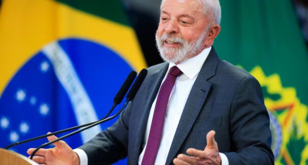 Lula sanciona lei que endurece regras para prisão preventiva