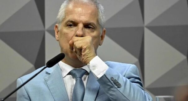 Propina para presidente do INSS era paga via pizzaria e imobiliária, diz PF