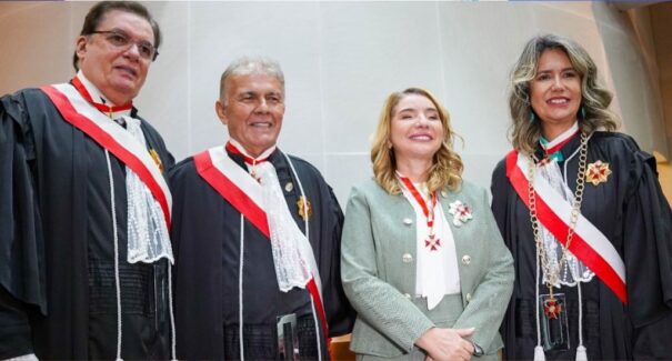Iracema Vale recebe a mais alta honraria do Tribunal Regional do Trabalho da 16ª Região