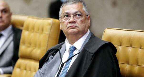 Dino acompanha Gilmar e vota contra marco temporal no STF
