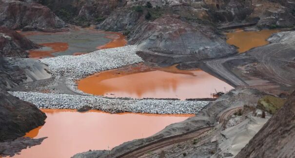 Justiça inglesa condena mineradora BHP por rompimento de barragem em Mariana