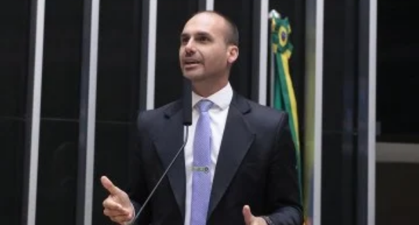 Por unanimidade, Primeira Turma torna Eduardo Bolsonaro réu por coação