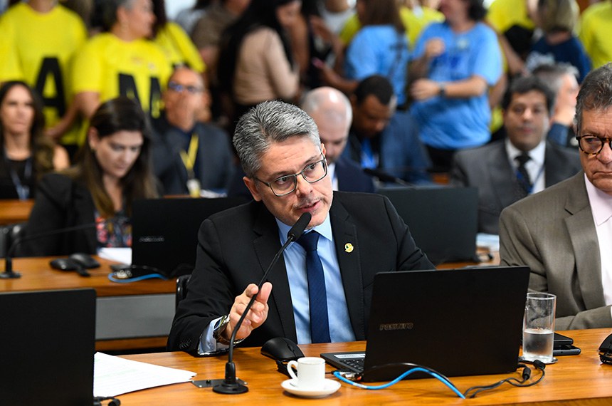 Alessandro Vieira foi o autor do requerimento para criar a CPI do Crime Organizado