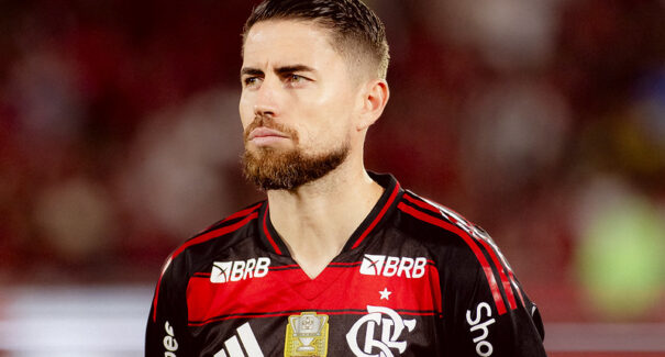 Flamengo ganha reforços para clássico contra Fluminense