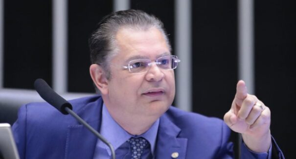 PL articula indicação feminina para vaga no TCU