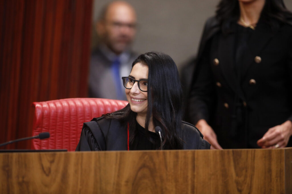 Ministra do TSE pede vista e interrompe julgamento de cassação de Wellington do Curso e Fernando Braide