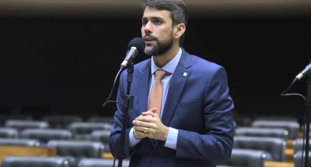 Autor da Lei Geral do Espaço, Pedro Lucas diz que lançamento em Alcântara foi “momento histórico para o Brasil”
