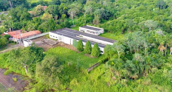 Obra de R$ 1 milhão em Zé Doca vira ruína e símbolo de abandono