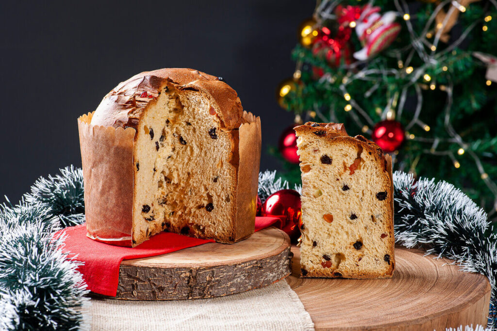 Panetone de frutas (Imagem: flanovais | Shutterstock)
