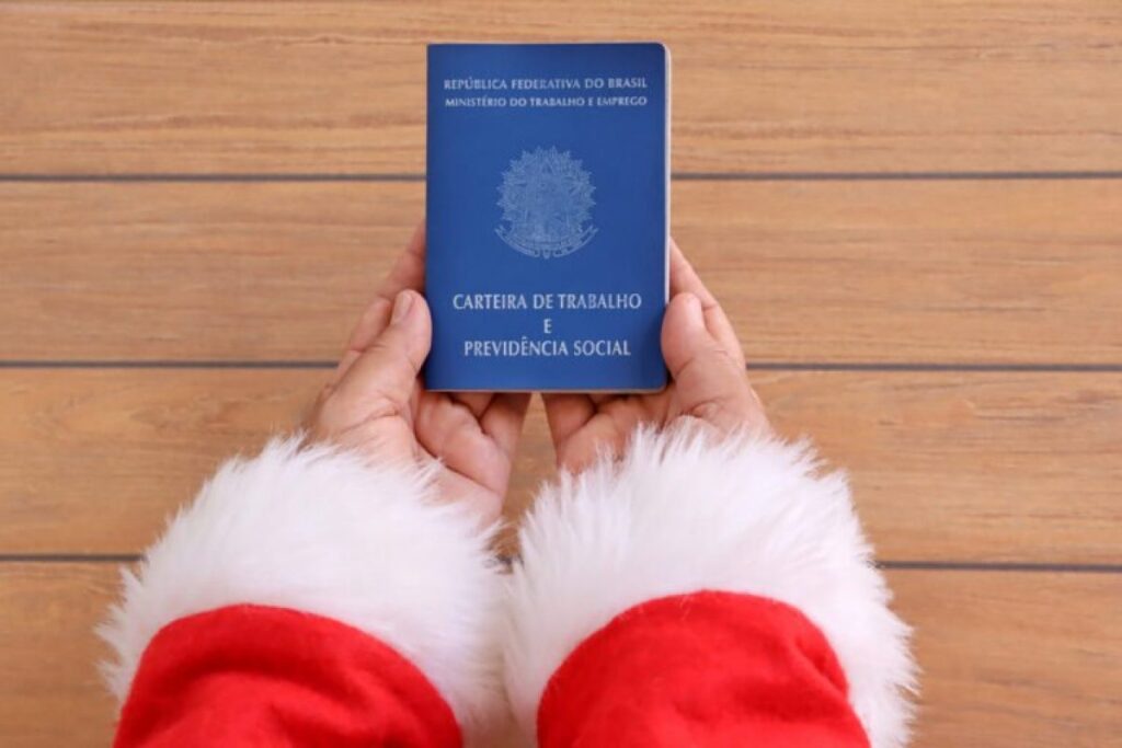 Vai trabalhar durante o Natal ou Ano-Novo? Confira quais são seus direitos
