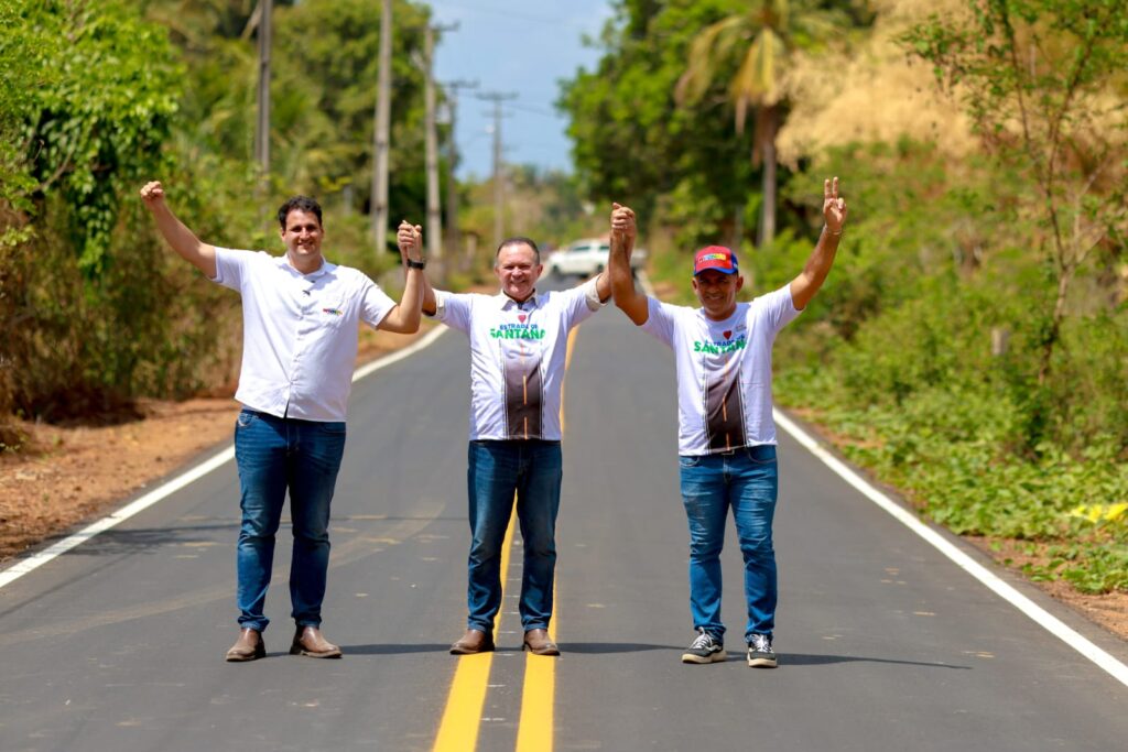 Brandão entrega estrada em São João Batista e vistoria a Travessia da Baixada