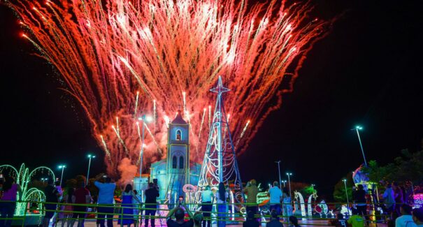 Cidade Iluminada promete impulsionar a economia criativa, atrair turistas e transformar a cidade com uma grandiosa decoração natalina