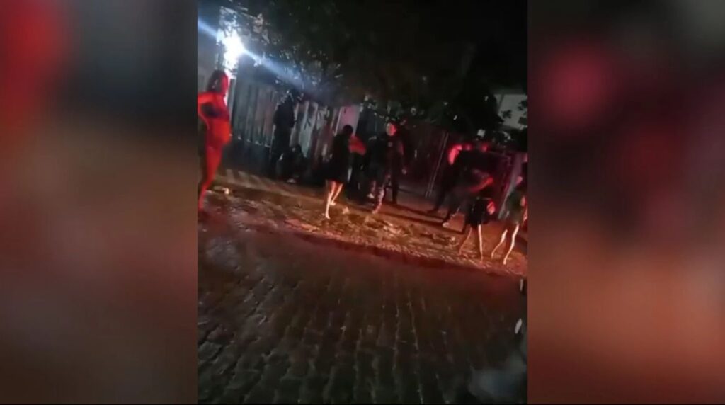 Abordagem policial termina em confusão e prisões no Centro, em São Luís