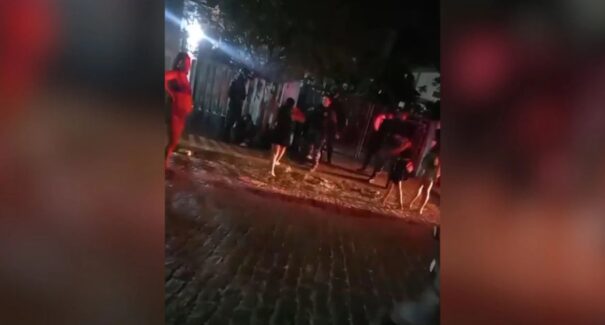 Abordagem policial termina em confusão e prisões no Centro, em São Luís