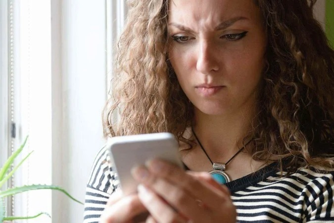 ‘Isca de raiva’ das redes sociais é eleita termo do ano por dicionário britânico