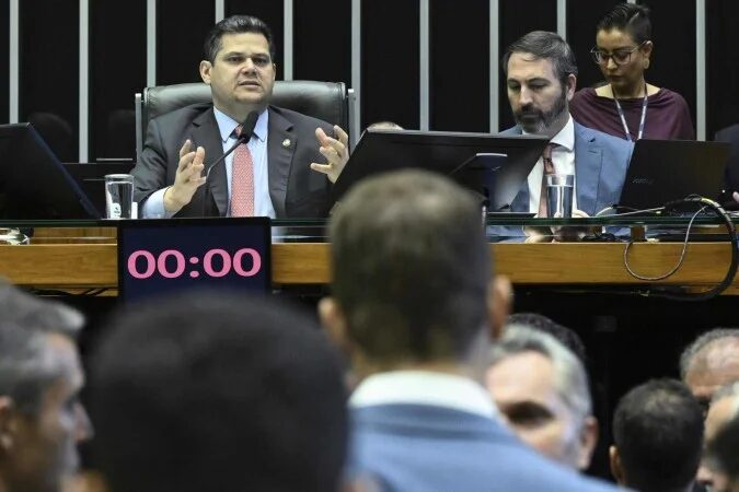 Congresso aprova liberação antecipada de emendas parlamentares em ano eleitoral