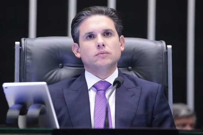 Proposta diminui a pena de condenados por tentativa de golpe de Estado - (crédito: Bruno Spada/Câmara)
