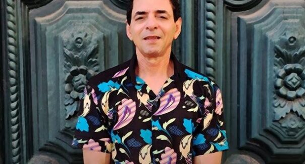 Nosly lança EP com produção de Zeca Baleiro