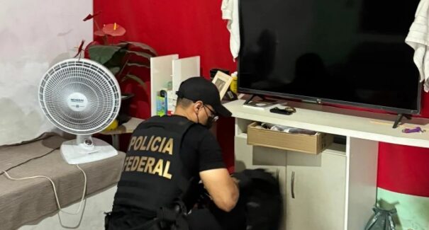 PF deflagra operação contra grupo criminoso que aliciava idosos para fraudar benefícios do INSS 