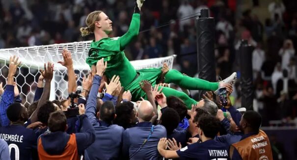 Quem é Safonov? Conheça o goleiro do PSG que brilhou contra o Flamengo