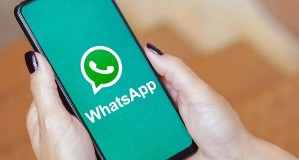 Brasileiro está falando menos de política no WhatsApp, mostra estudo